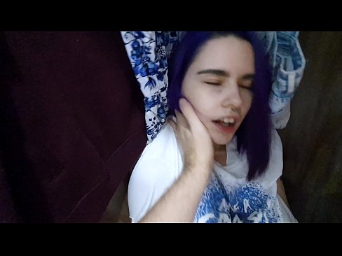 ❤️ زما خور په الماری کې وموندله او د هغې سره یې مرسته وکړه ❌  جنس